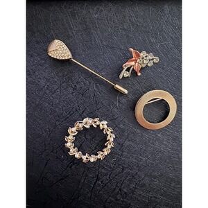 Vintage Gold Tone Brooch Lot of 4 Pin,  Bundle
